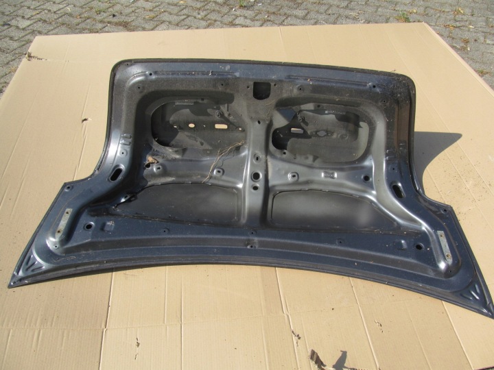 фото №11, Toyota avensis t25 sedan 03-08 крышка задняя c402