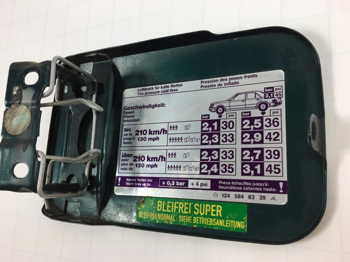 фото №8, Кришка заливання пального бак пального mercedes w124 cabrio a124