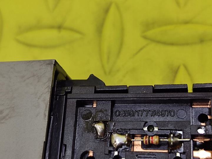 фото №6, Kia cerato выключатель крышки багажника