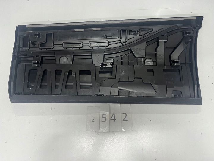 фото №12, Молдинг, накладка дверь зад audi q-6/q6 e-tron правая 85h853970a 2.542