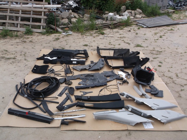 фото №1, Mercedes ml w164 пластики защитные накладки элементы интерьера