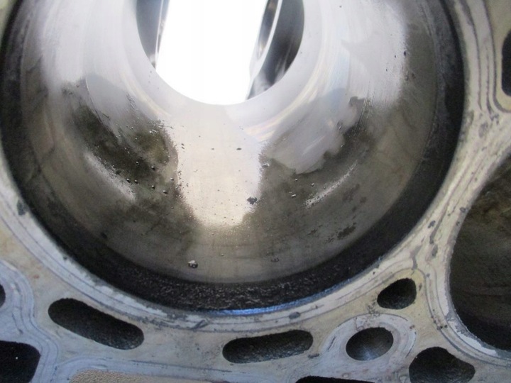 фото №8, Блок двигателя renault twingo ii 1.5 dci код k9kw718