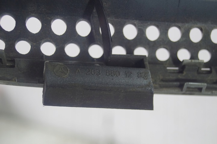 фото №14, Решітка радіатора решітка mercedes w203 купе amg a2038801283