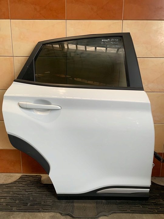 фото №1, Hyundai kona дверь правый зад белая жемчуг 2019