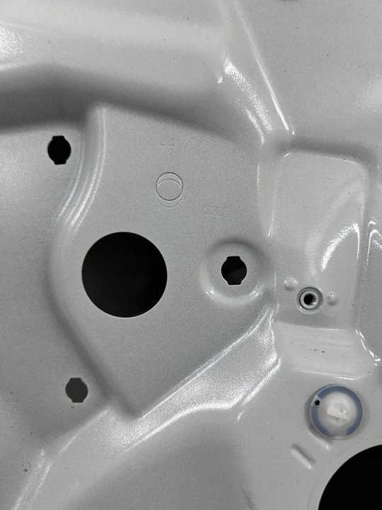 фото №16, Дверь левый зад задние 8r0833051b audi q5 8r sq5 код краски ls9r