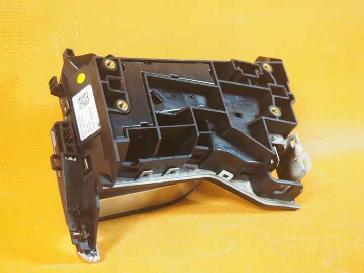 фото №8, Audi e-tron ручка панель повороту руху 4kl713041a