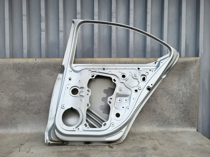 фото №6, Skoda octavia iv sedan дверь правые зад