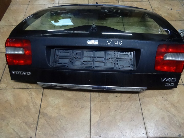 фото №6, Volvo v40 1.9dci 03' кришка багажника