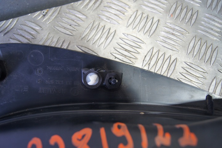 фото №11, Накладка крила лівий зад renault zoe 833313257r