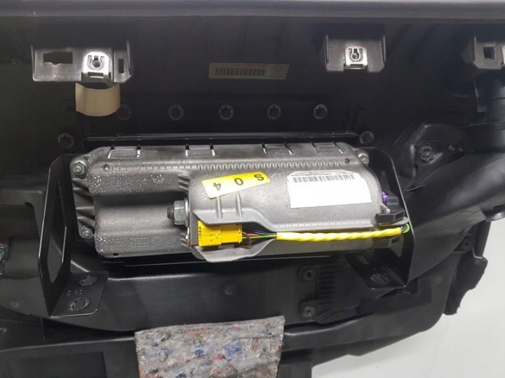 фото №10, Консоль подушка подушка  audi a3 8p 8p0959655c