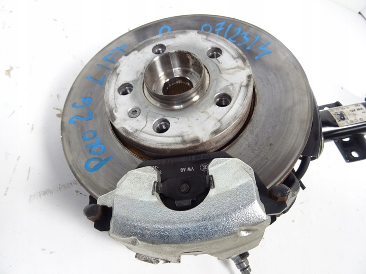 фото №14, Vw polo 2g рестайлінг поворотна опора права амортизатор 2q0256af 2q0413031bt