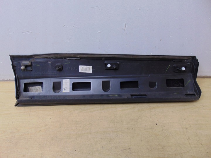 фото №12, Планка боковая дверь левый зад audi q3 83a