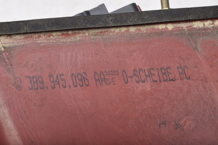 фото №11, Volkswagen passat b5 лампа правая задняя правые зад универсал 3b9945096aa европа