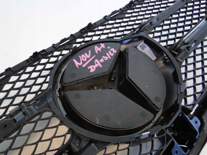 фото №8, Mercedes c w205 205 решітка радіатора решітка камера avant