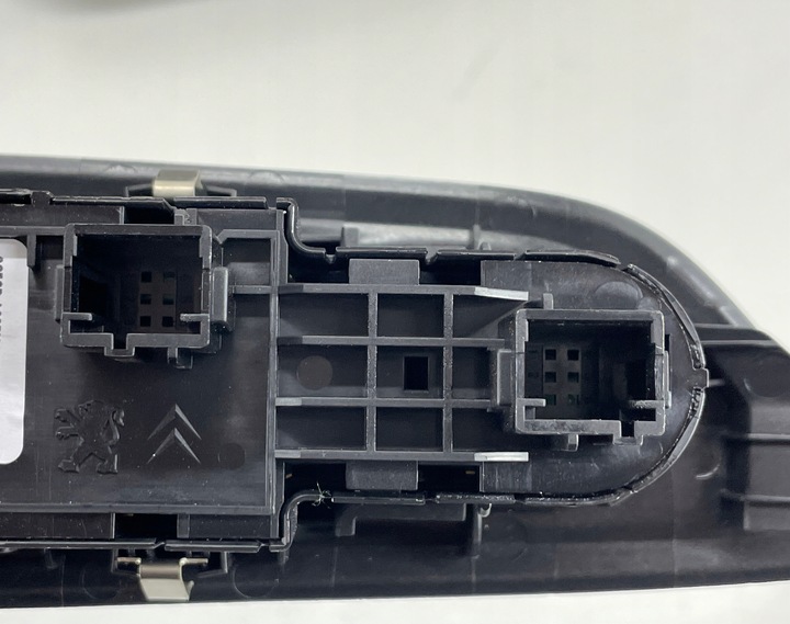 фото №8, Перемикач скла дзеркал лівий перед citroen c4 iii 9831082880