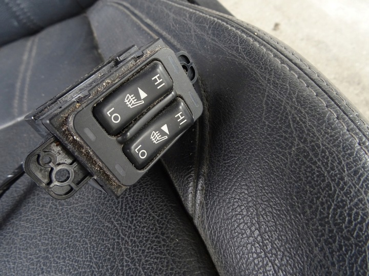 фото №14, Subaru xv сиденья диван кожа комплект