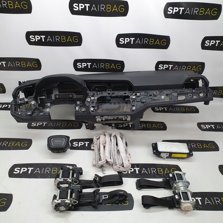 фото №1, Q3 83a панель консоль подушки ремни подушка безопасности