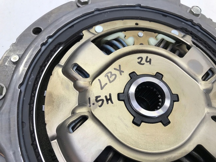 фото №3, Lexus lbx 2024 1.5 гібрид зчеплення колесо маховики диск 4f211938