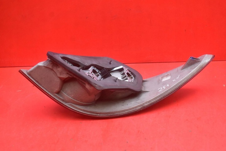 фото №6, Лампа левая зад задняя a2518200364 mercedes r-klasa w251 длинный 05-10