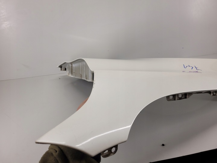 фото №8, Mercedes c клас 205 w205 15- крило лівий переднє перед