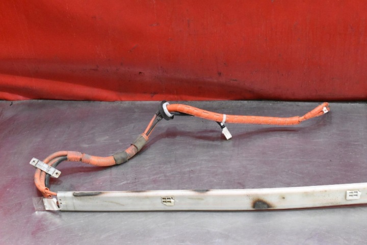 фото №10, Трубка  акумулятора аккумулятора 82164-47060 toyota prius 2 ii xw20 1.5 vvt-ie