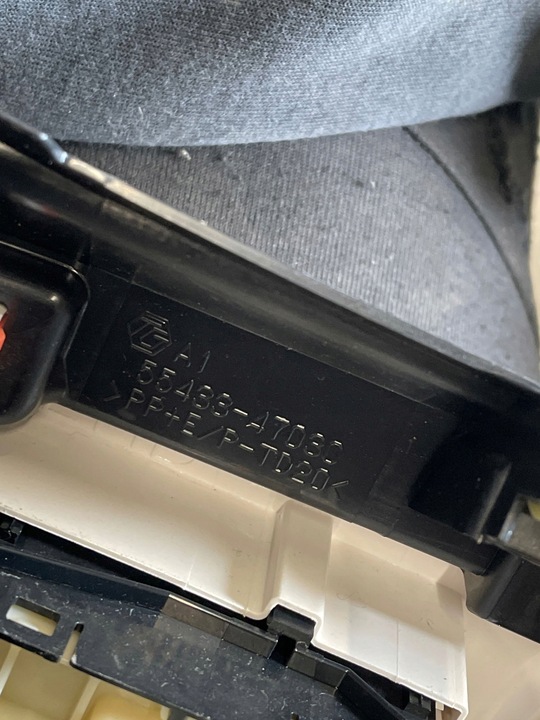 фото №9, Toyota prius xw50 2017 element панелі розподільчої / засіб