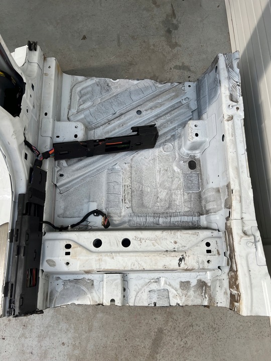 фото №6, Чверть стійка середній поріг правий mercedes gla x156 w156