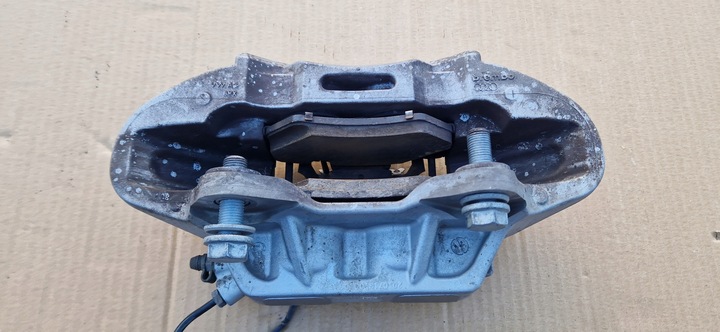 фото №14, Затискачі перед audi q5 80a615106cf 80a615105cf ідеал комплект 2 szt