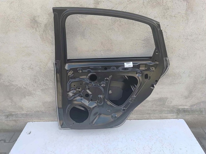 фото №11, Audi a3 sedan 8y5 дверь правая зад задние новое oem номер 6323