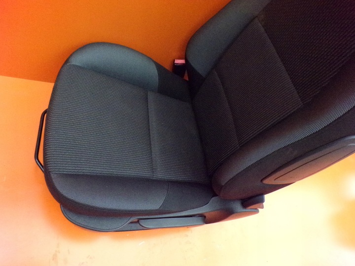 фото №5, Сидіння лівий обшивка peugeot 207 рестайлінг 10r