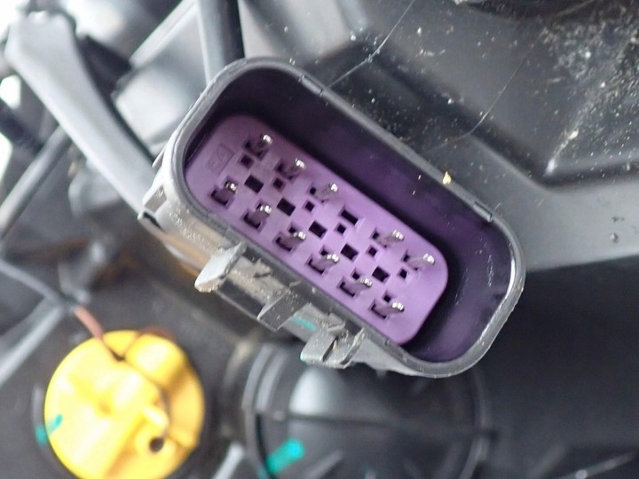 фото №16, Лампа лівий перед європа mg zs ev 21r