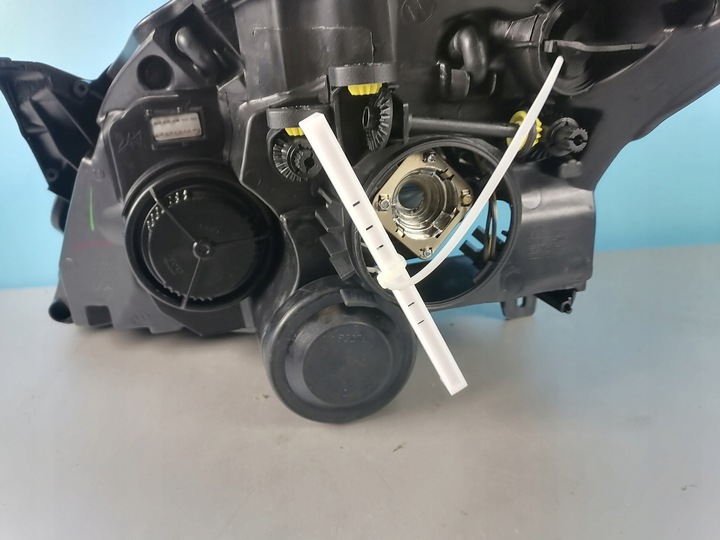 фото №8, Лампа правая перед opel vectra c рестайлинг signum рестайлинг