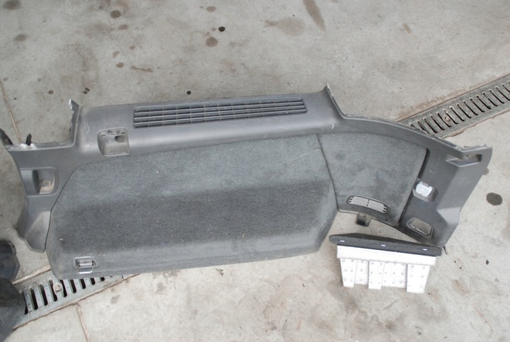 фото №5, Volvo xc90 i рестайлінг боковина багажника l / p оббивка