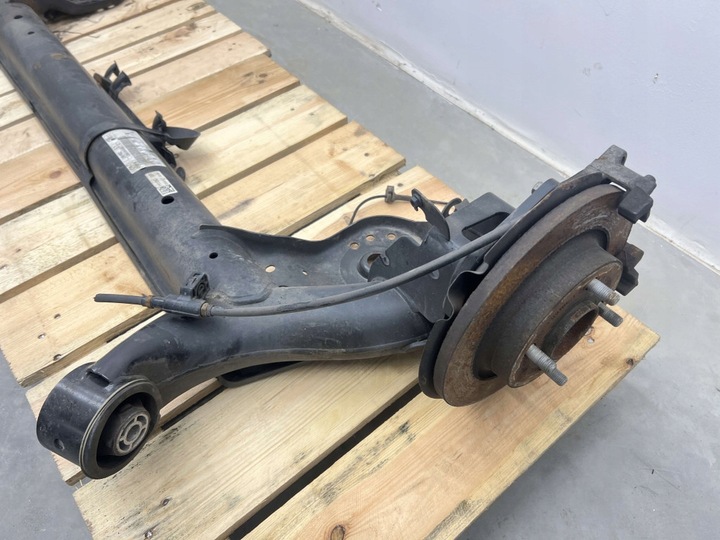 фото №5, Ford fiesta mk8 17- балка підвішування зад задня диски комплект