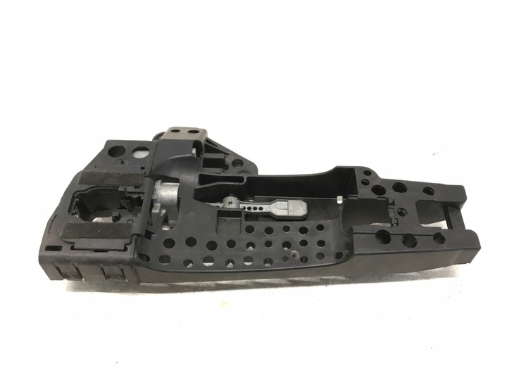 фото №1, Audi a8 направляюча ручка лівий зад 4h0839885