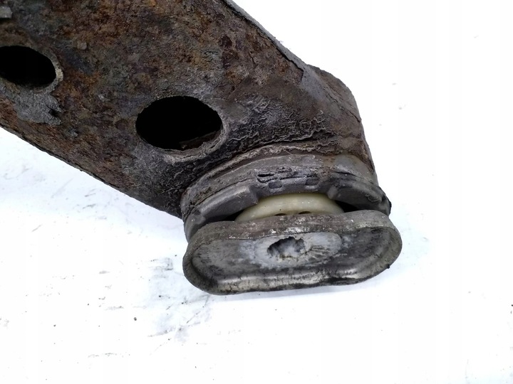 фото №5, Audi a8 s8 d4 4h 2013 рама допоміжна задня