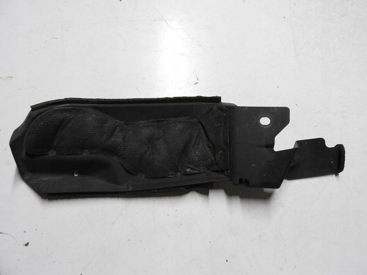 фото №9, Toyota auris i 06-09 защита крыльев левый перед 53826-02020 53826-02030