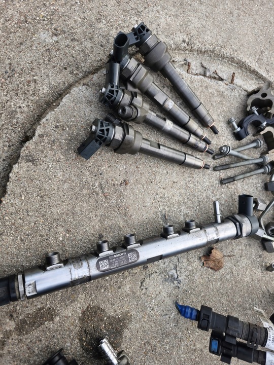 фото №10, Bmw f20 f30 f10 e90 n47d20c 184km система паливний інжекторний форсунки насос