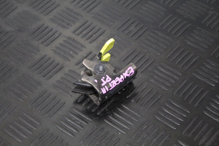 фото №1, Замок двері праві зад traveller expert iii 3