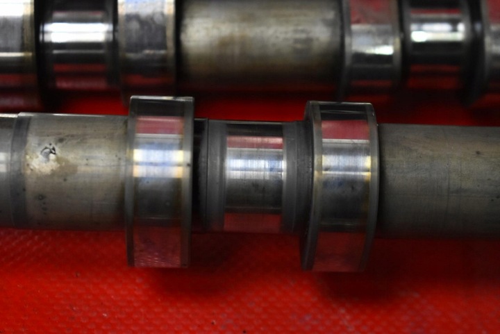 фото №16, Головка двигуна 31104738-002 volvo s60 1 i 2.4 d d5 163 km 00-04