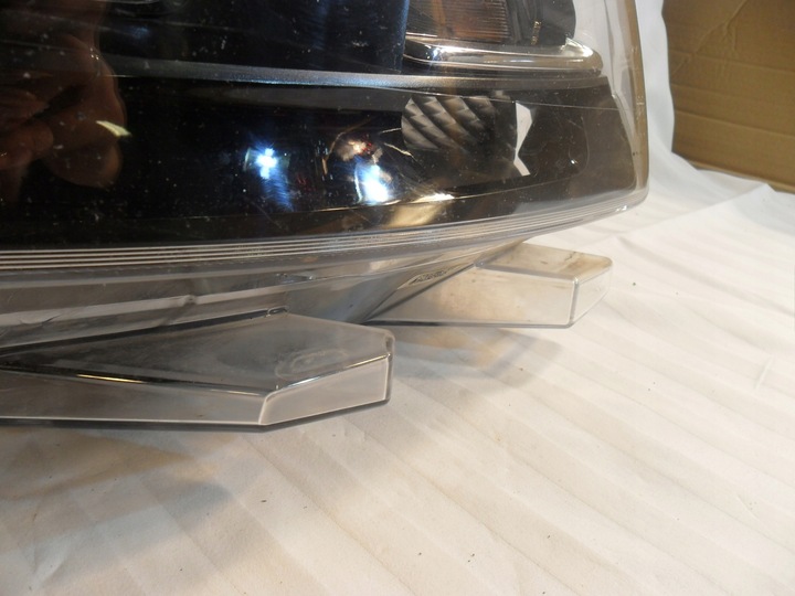 фото №9, Лампа праві перед 9832836480 opel zafira d vivaro c 00218274-01 eu