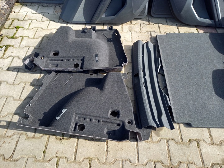 фото №9, Салон сидіння диван оббивка seat ateca алькантара