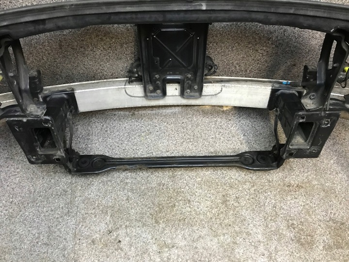 фото №7, Mercedes w251 pas підсилювач балка бампера панель кріплення фар правий лівий замок перед