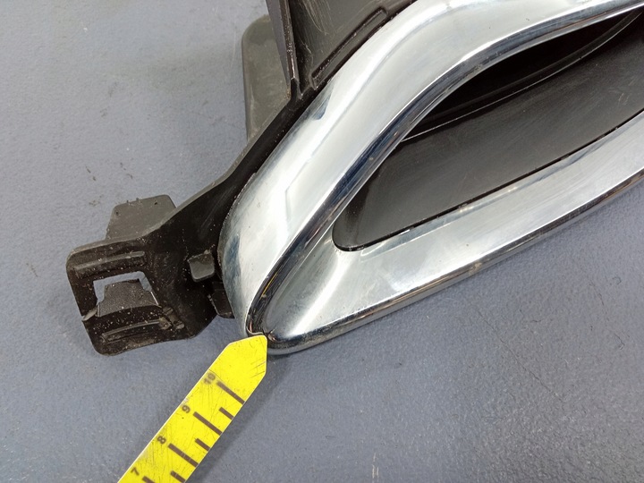 фото №8, E клас w213 наконечник решітка вихлоп ліва