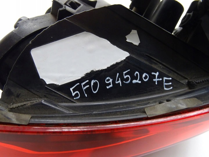 фото №10, Фара права праве зад задня w крило led 5f0945207e seat leon iii 5f 5d hb
