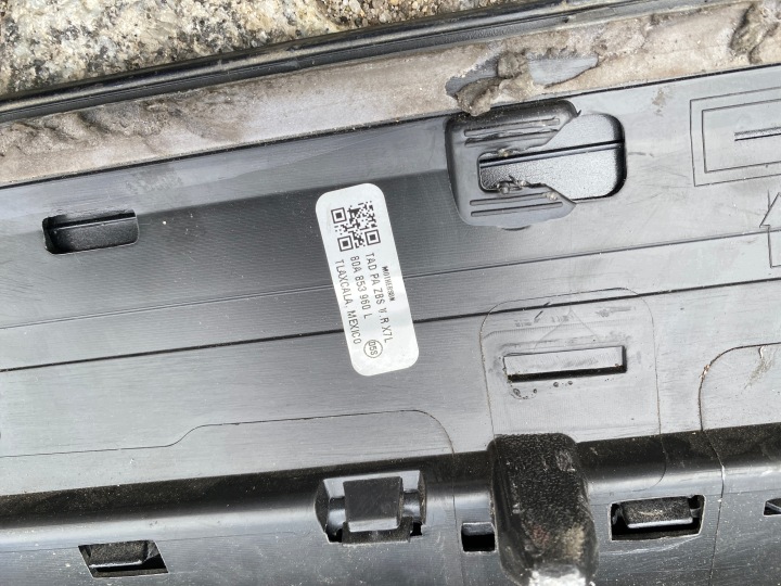 фото №15, Audi q5 ii 80a молдинг дверь правая перед 80a853960 80a853960a оригинал