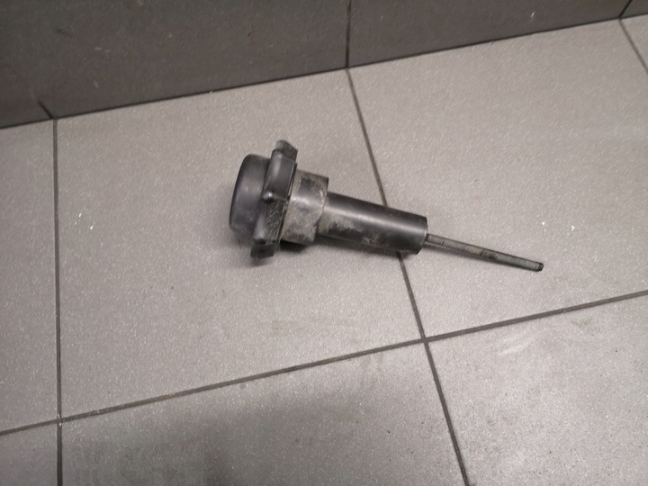 фото №1, Гвинт кріпильна запаска audi a6 c5 all 4z7803899d