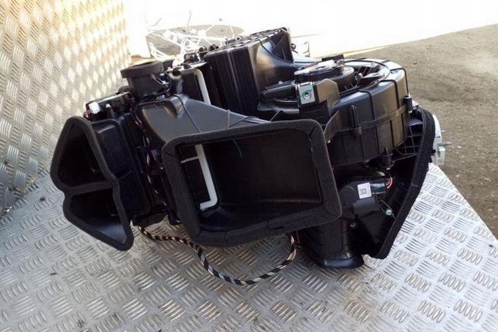 фото №9, Обігрівач tesla модель 3 149471498g 0.0l електричний 208kw 2022