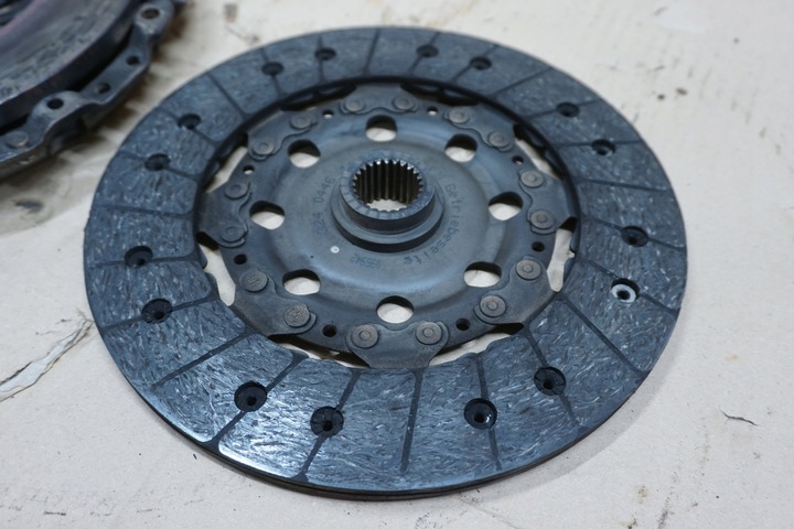 фото №3, Ssangyong rexton сцепление диск + прижим 2,7 xdi 05r