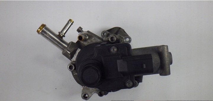 фото №1, Клапан egr выхлопных газов 057131501c audi a8 d3 4.2 tdi